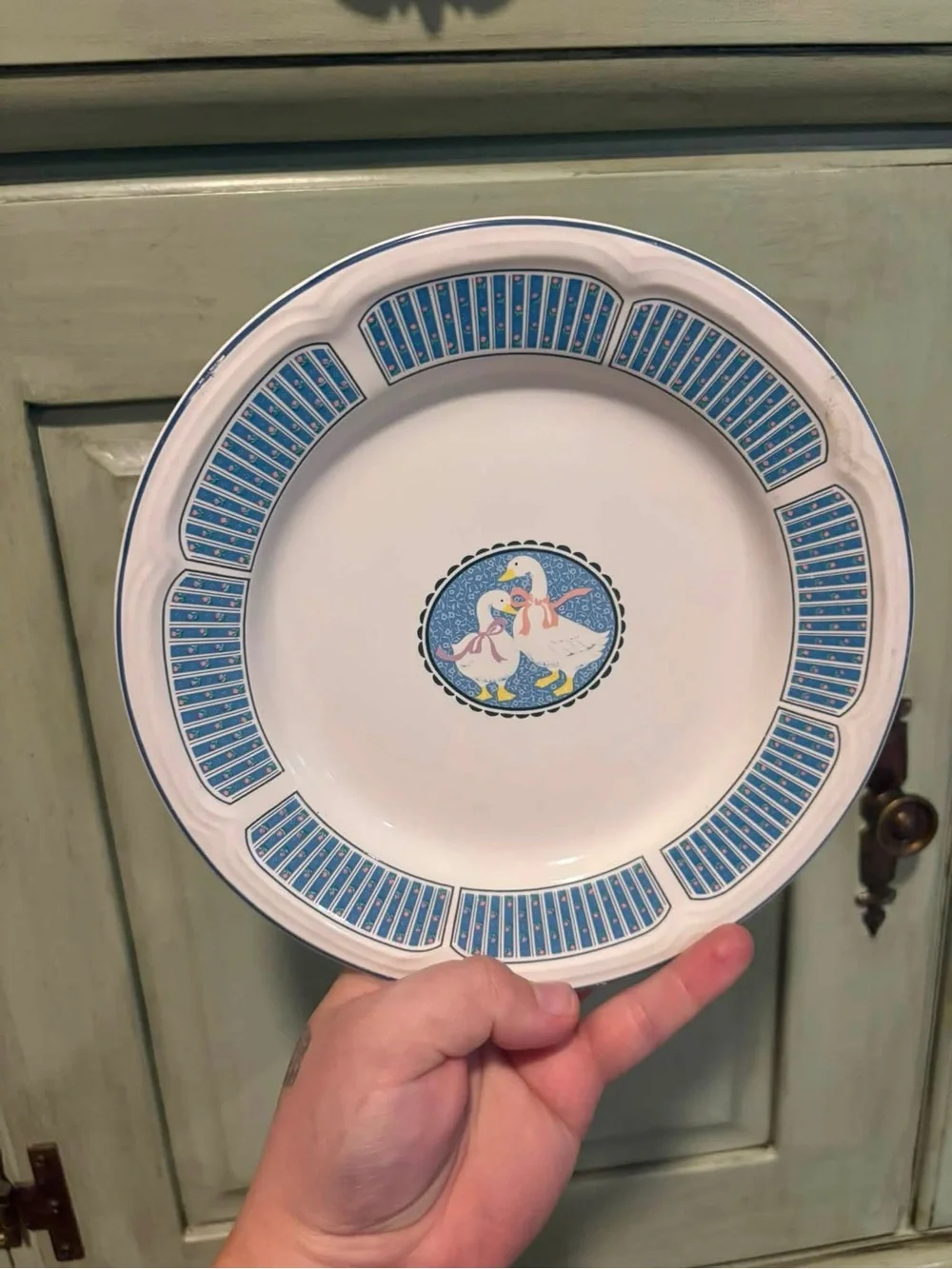 Country Geese stoneware decorative plate